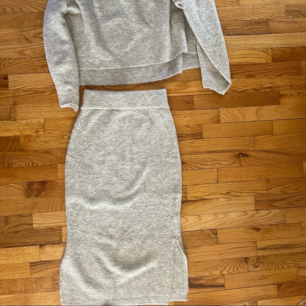 Modern Citizen boucle midi skirt